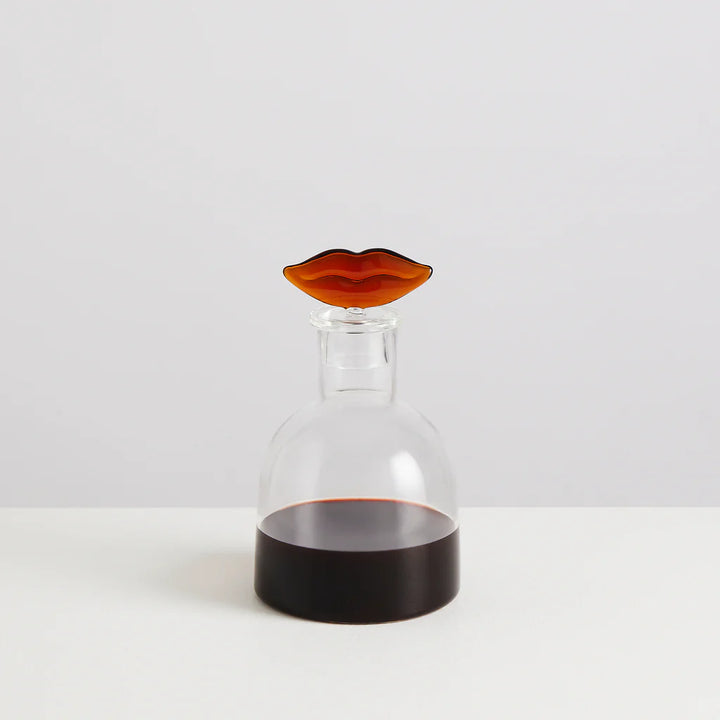 MAISON BALZAC Bisous Decanter, Clear/Opaque Red