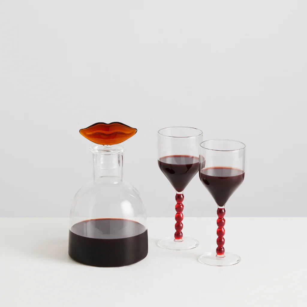 MAISON BALZAC Bisous Decanter, Clear/Opaque Red