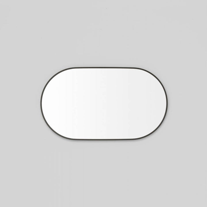 MIDDLE OF NOWHERE Simplicity Oval Mirror, Black, 40x70cm