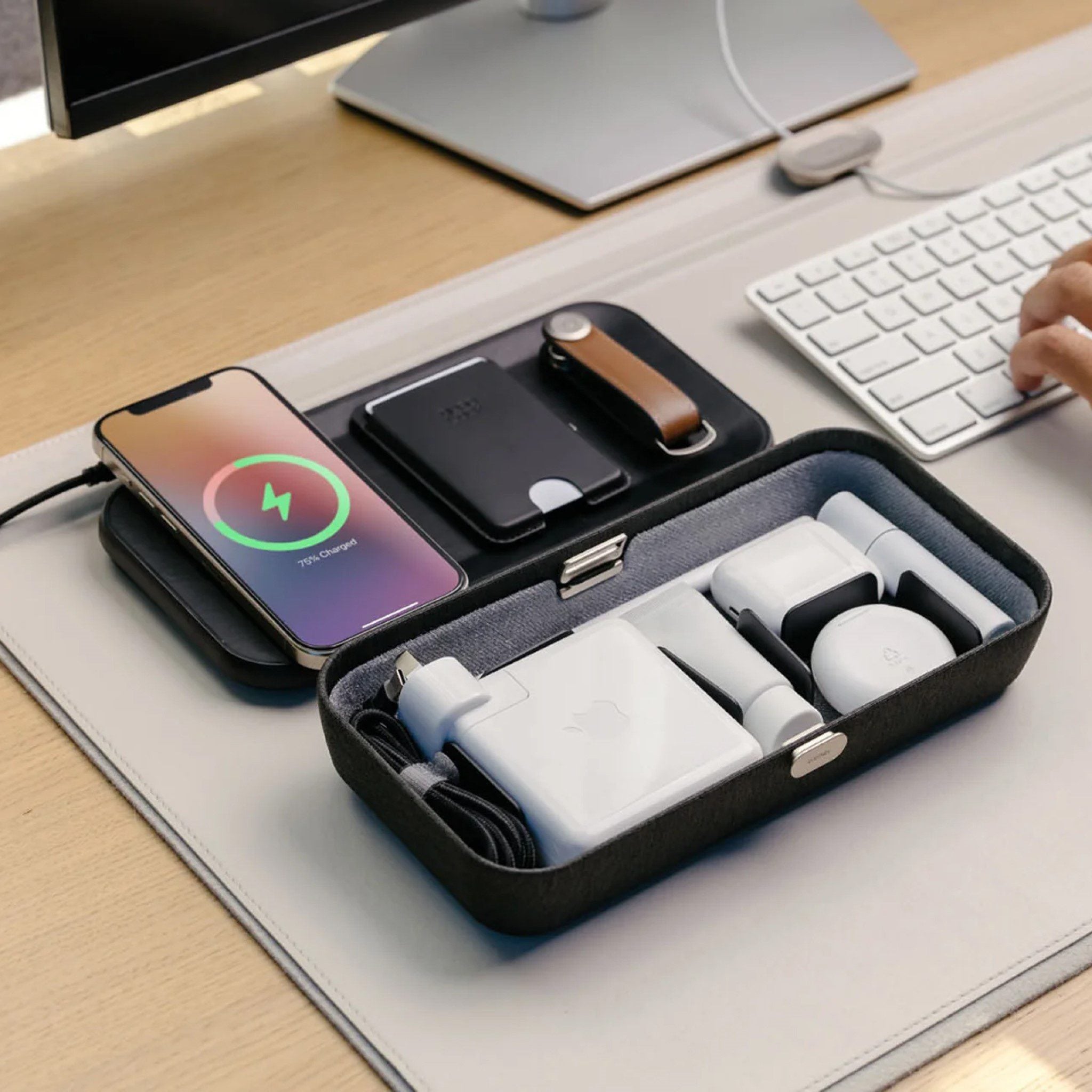 M*N様 orbitkey Nest ORBITKEY Nest V2, Black