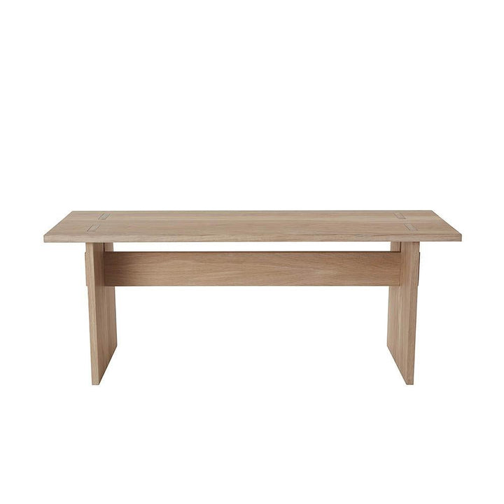 A packshot of Kotai bench made from 100% oak.