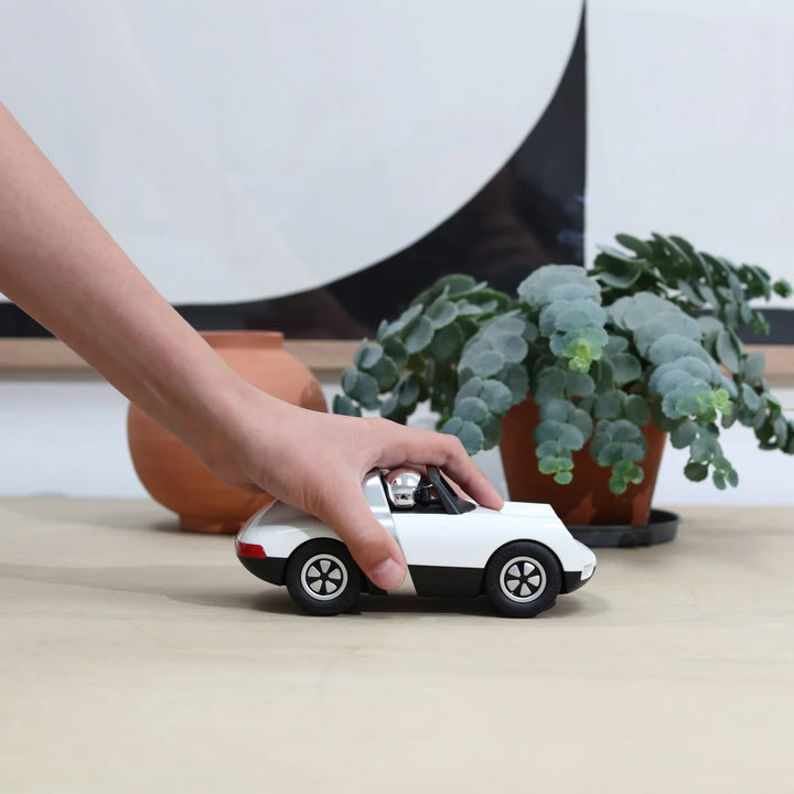 PLAYFOREVER Luft Pfeiffer Car