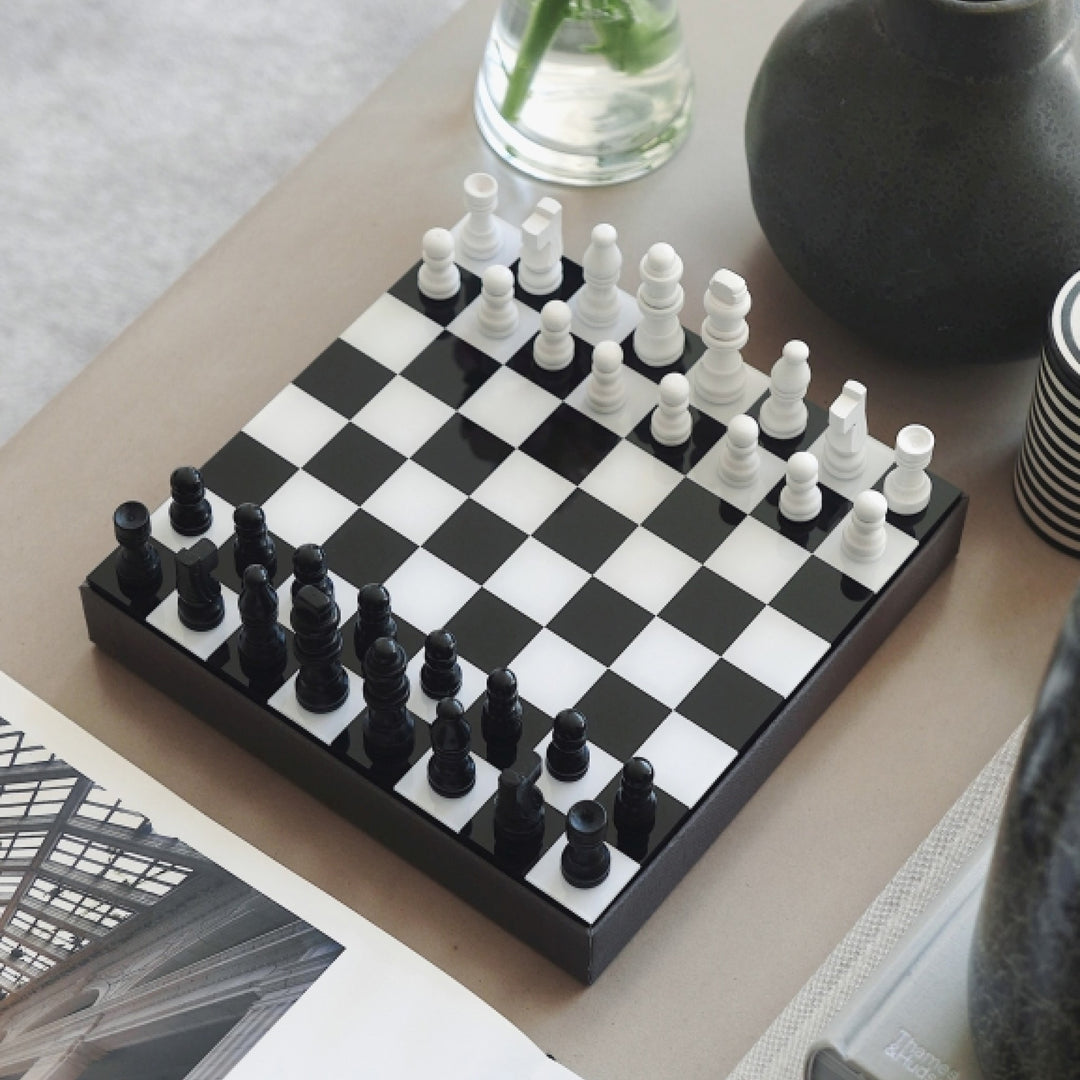 PRINTWORKS Classic Games Art of Chess, Black