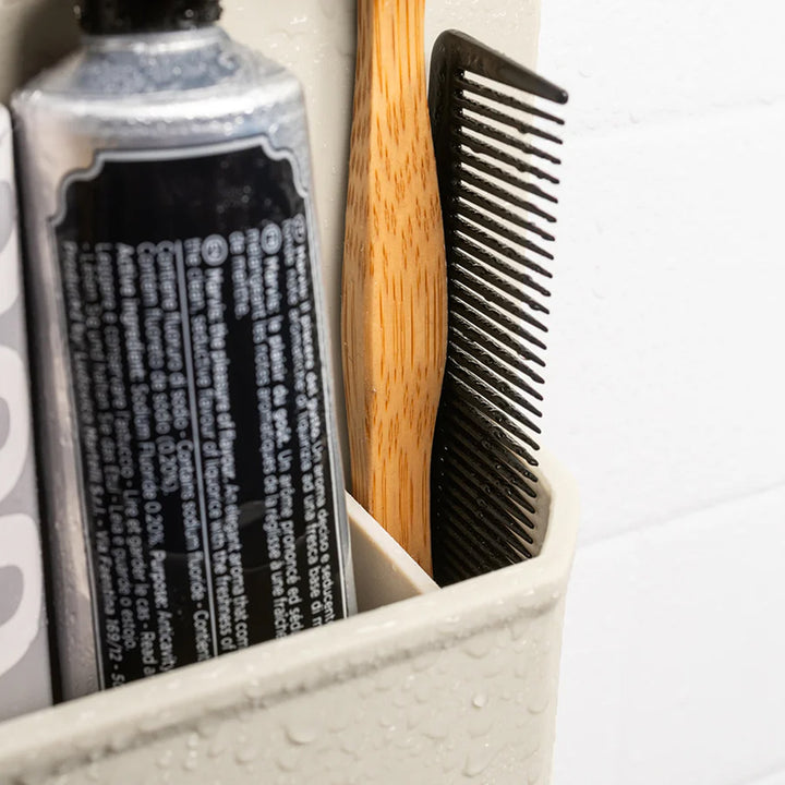 TOOLETRIES The James Toiletry Organiser for the Shower, Sand