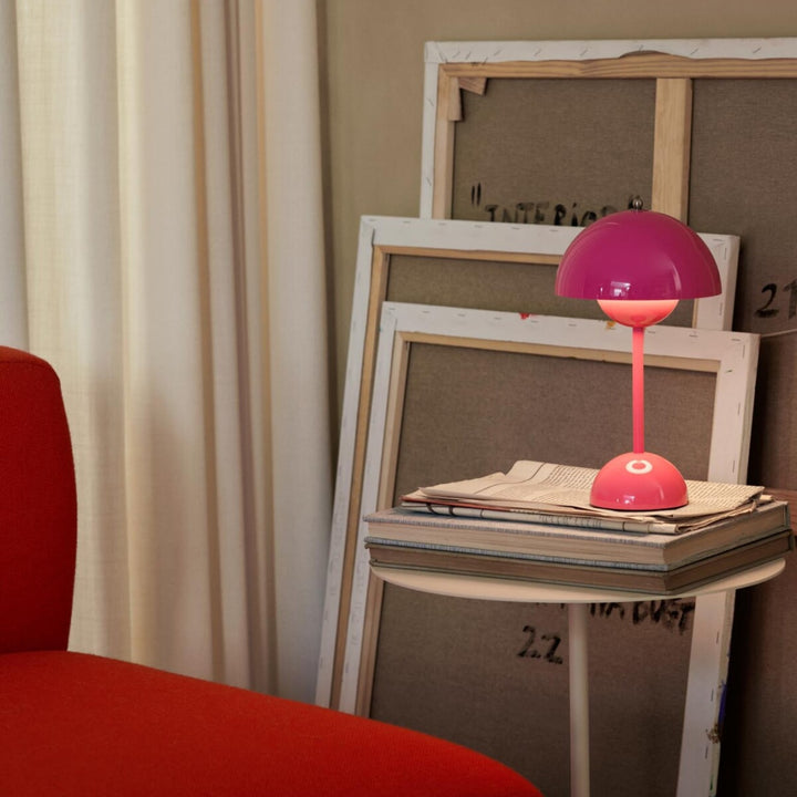 &TRADITION Flowerpot Portable Lamp VP9, Tangy Pink