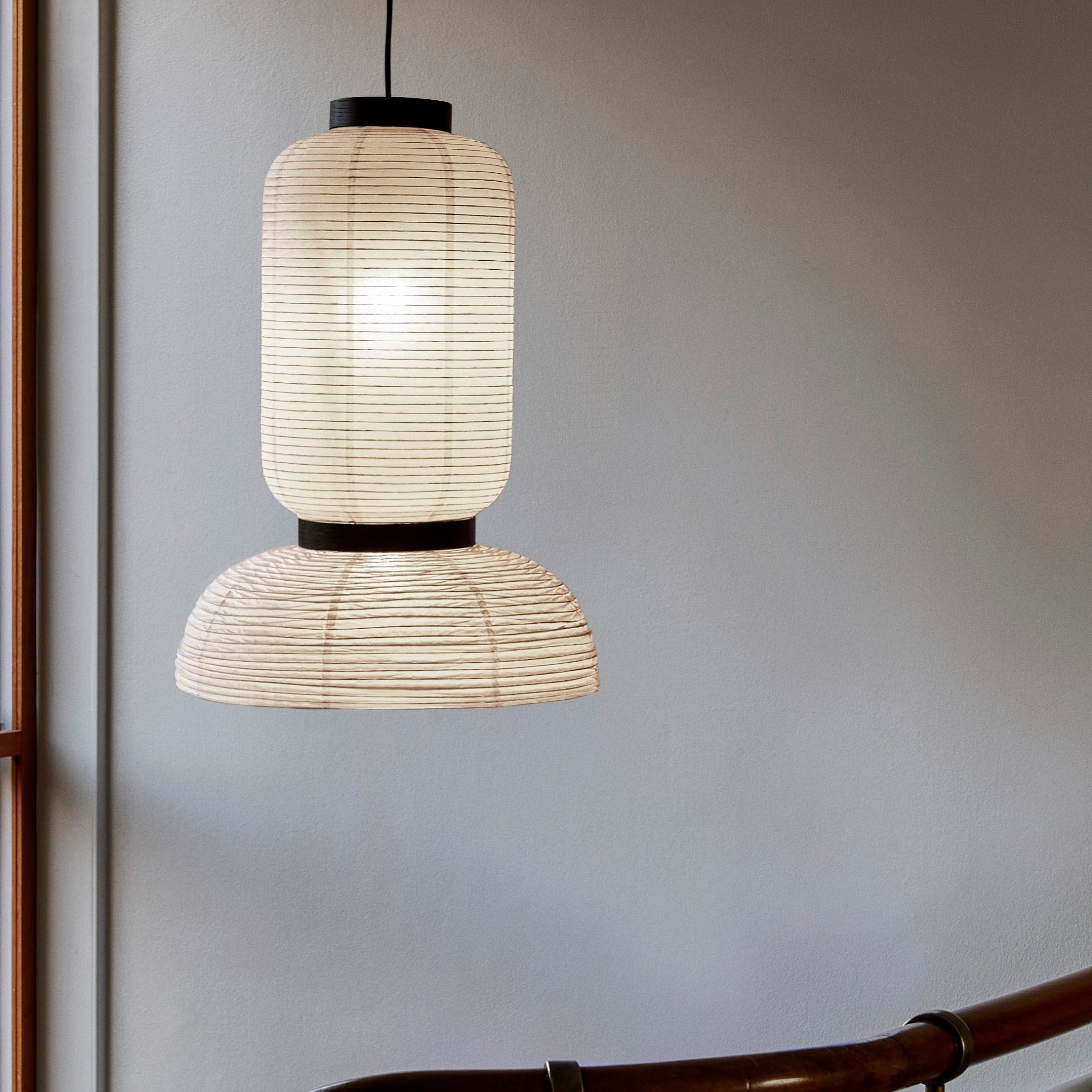 &TRADITION Formakami Pendant JH3, D46cm, Ivory White & Black Stained Oak