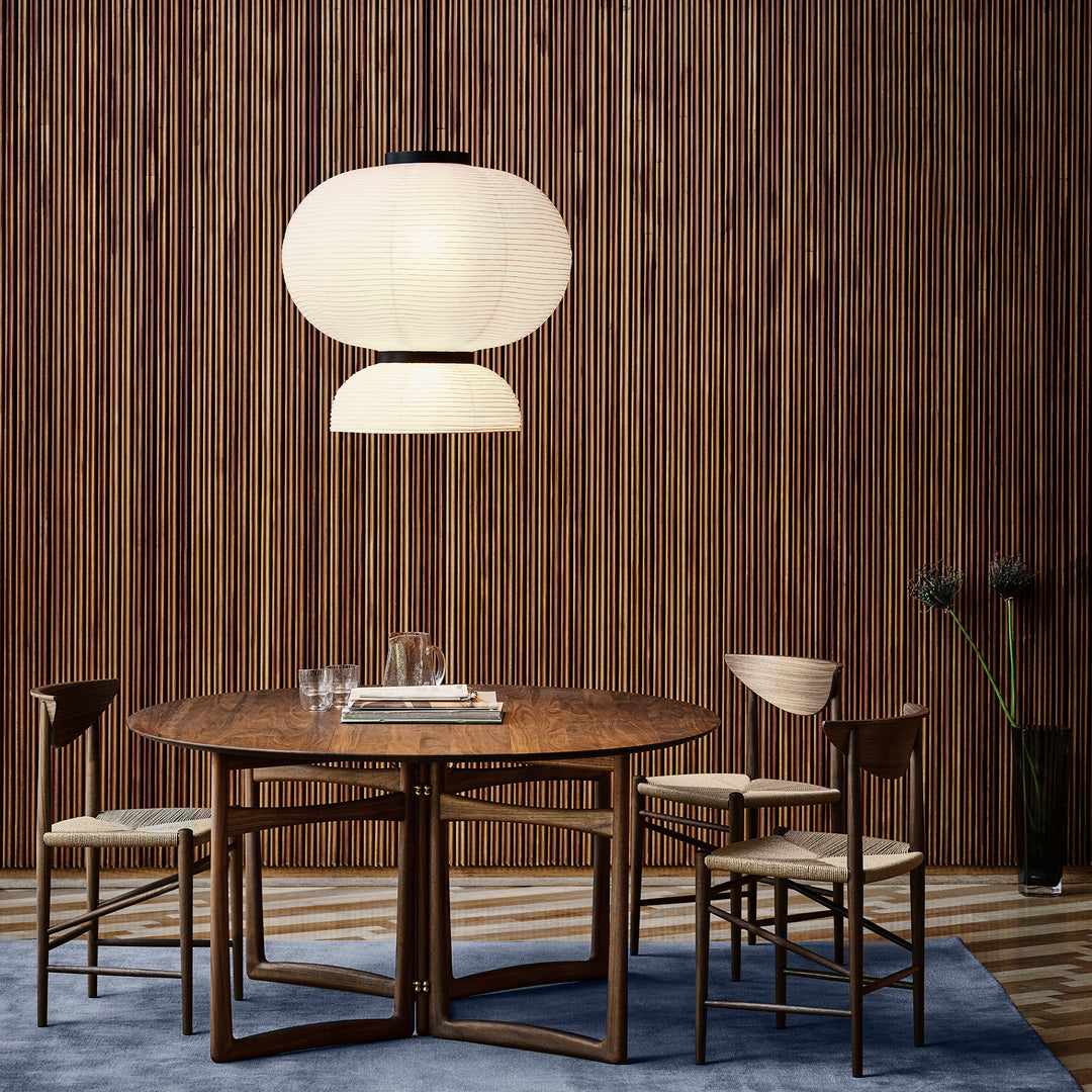 &TRADITION Formakami Pendant JH5, D70cm, Ivory White & Black Stained Oak