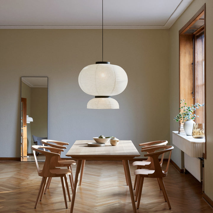 &TRADITION Formakami Pendant JH5, D70cm, Ivory White & Black Stained Oak
