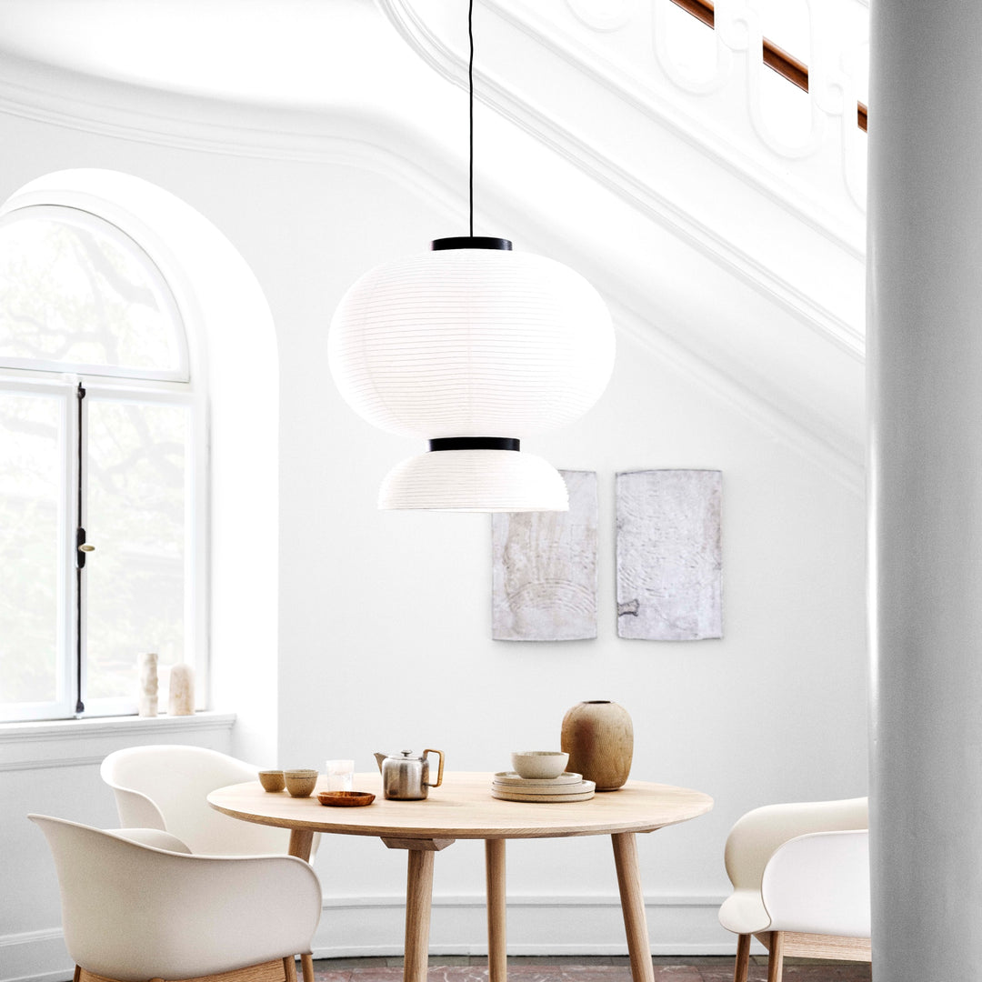 &TRADITION Formakami Pendant JH5, D70cm, Ivory White & Black Stained Oak