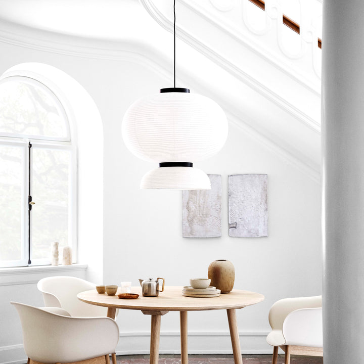 &TRADITION Formakami Pendant JH5, D70cm, Ivory White & Black Stained Oak