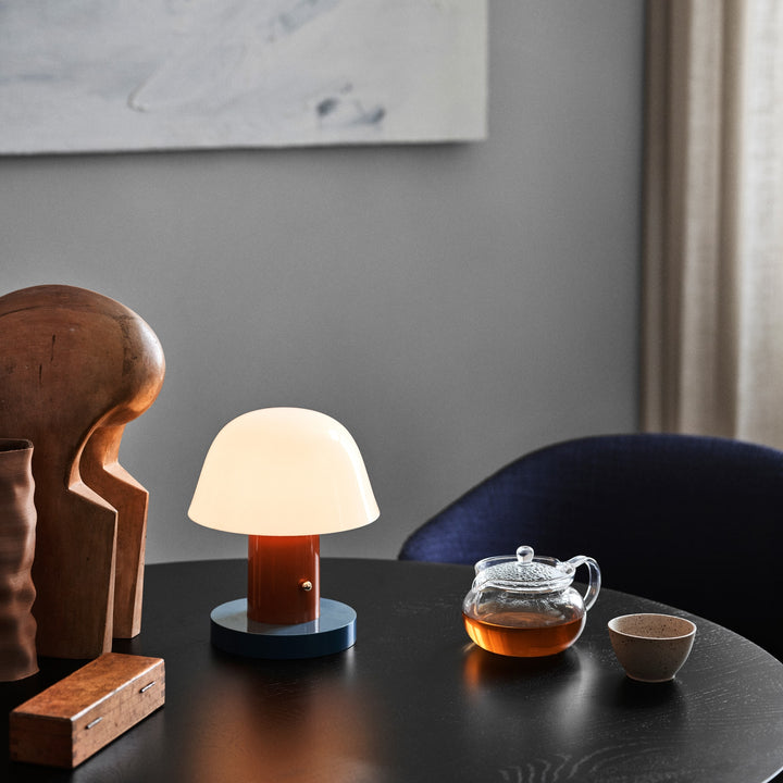&TRADITION Setago Portable Lamp, Maroon & Grape