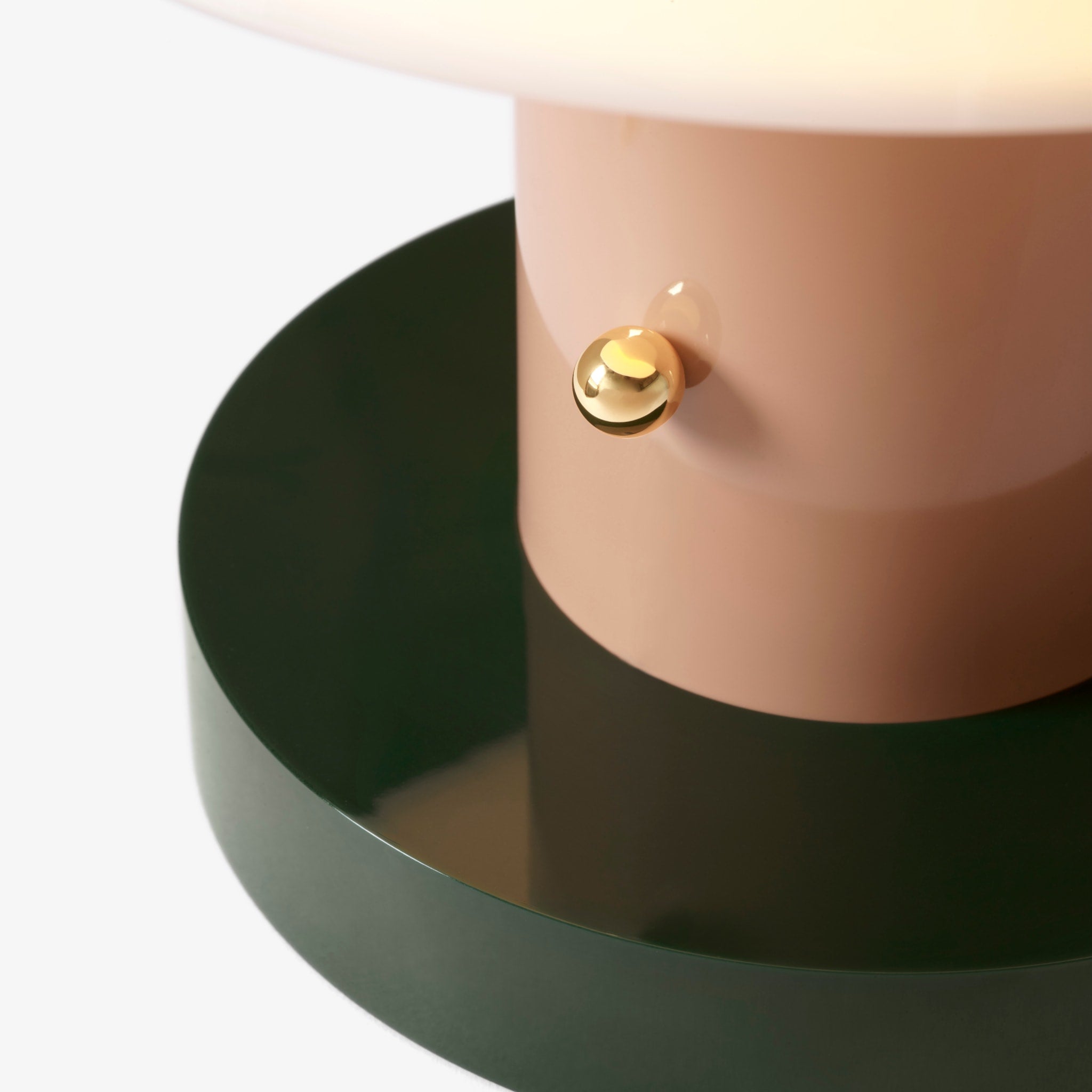 &TRADITION Setago Portable Lamp, Nude & Forest