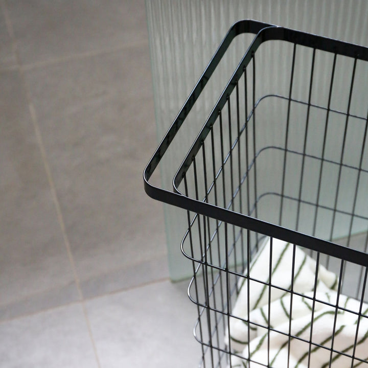 YAMAZAKI Tower Laundry Basket with Wheels, Black