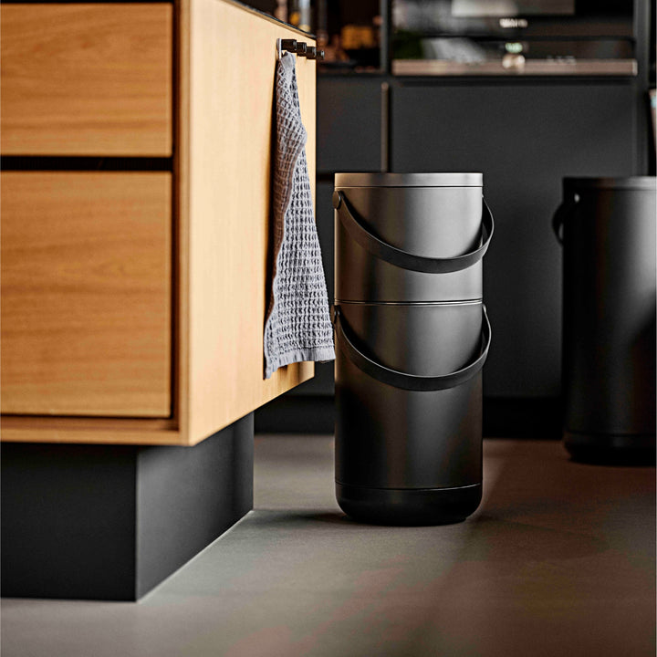 ZONE DENMARK Waste Bin Circular, 22+12L, Black