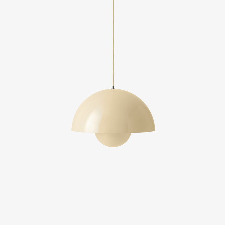 PRE-ORDER │ &TRADITION Flowerpot Pendant VP2, D50cm, Ivory