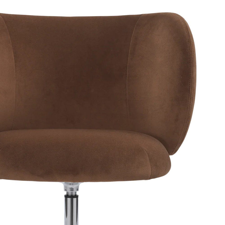 PRE-ORDER │ ferm LIVING Rico Dining Chair Swivel, Rich Velvet, Soft Brown