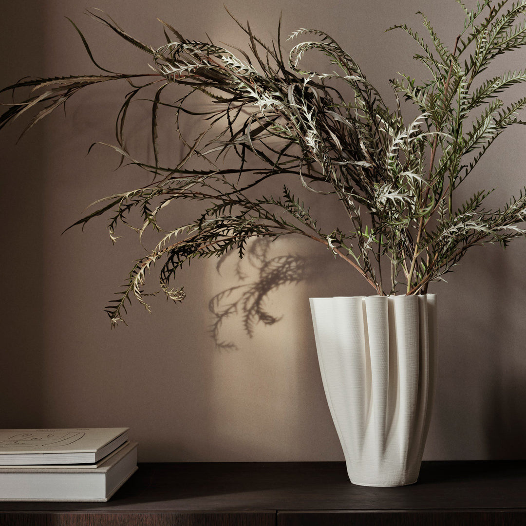 FERM LIVING Dedali Vase, Off-White