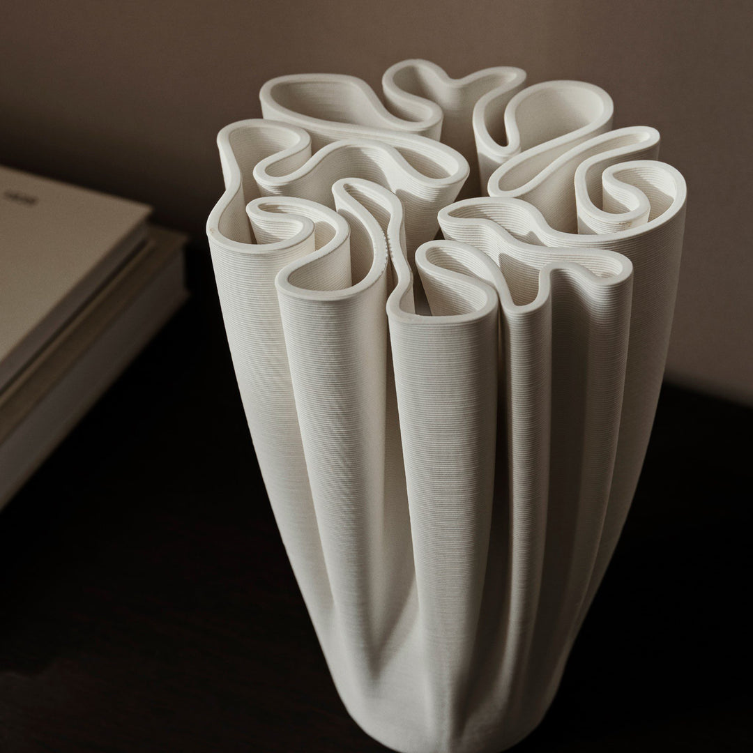 FERM LIVING Dedali Vase, Off-White