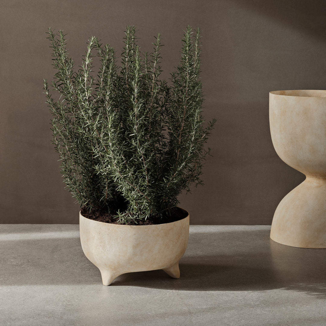 FERM LIVING Evoke Pot, Warm Sand, H27cm