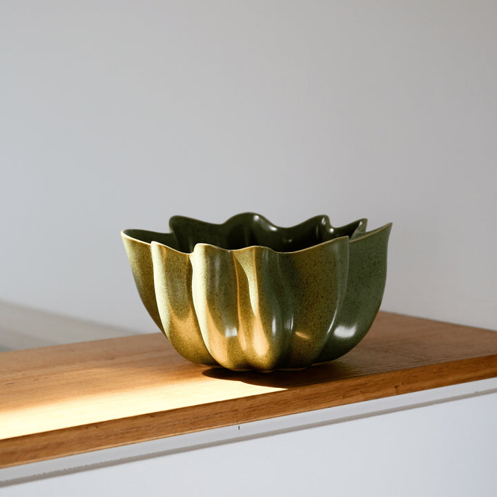 ferm LIVING Nium Bowl, Dark Sage, ⌀22cm