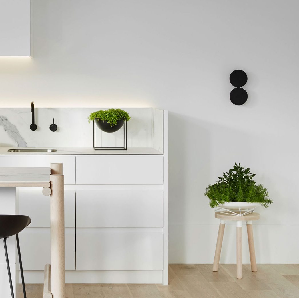 MUUTO The Dots Wall Hook Door Knob, Black