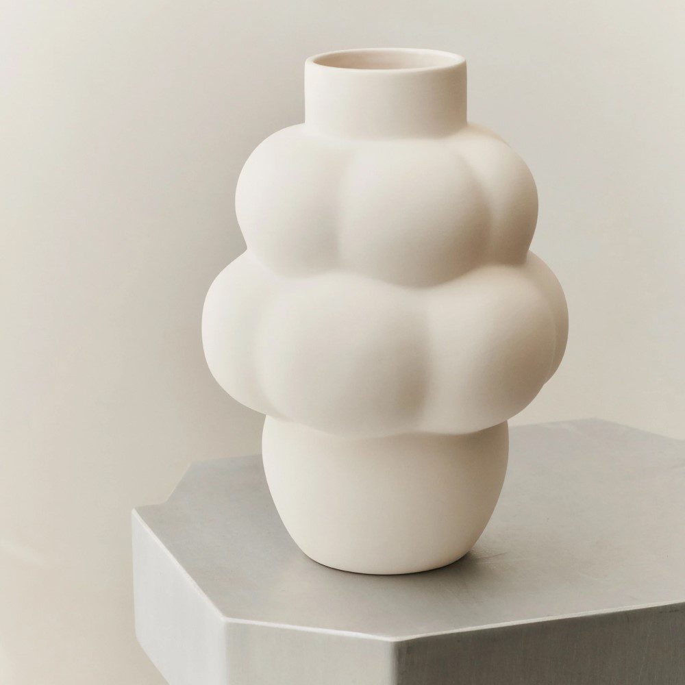 LOUISE ROE Ceramic Balloon Vase 04, H32cm, Raw White | Designstuff